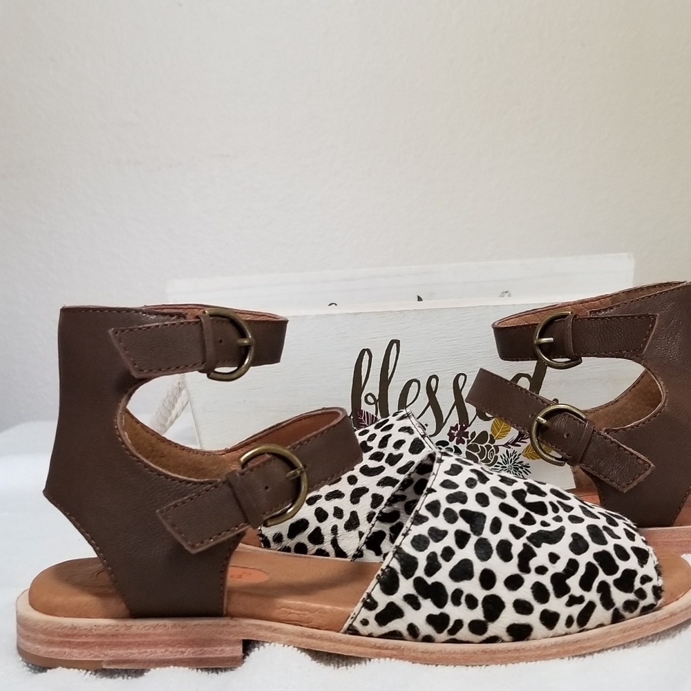 Anthropologie Gee Wawa Lilly Too Calf Hair Sandal